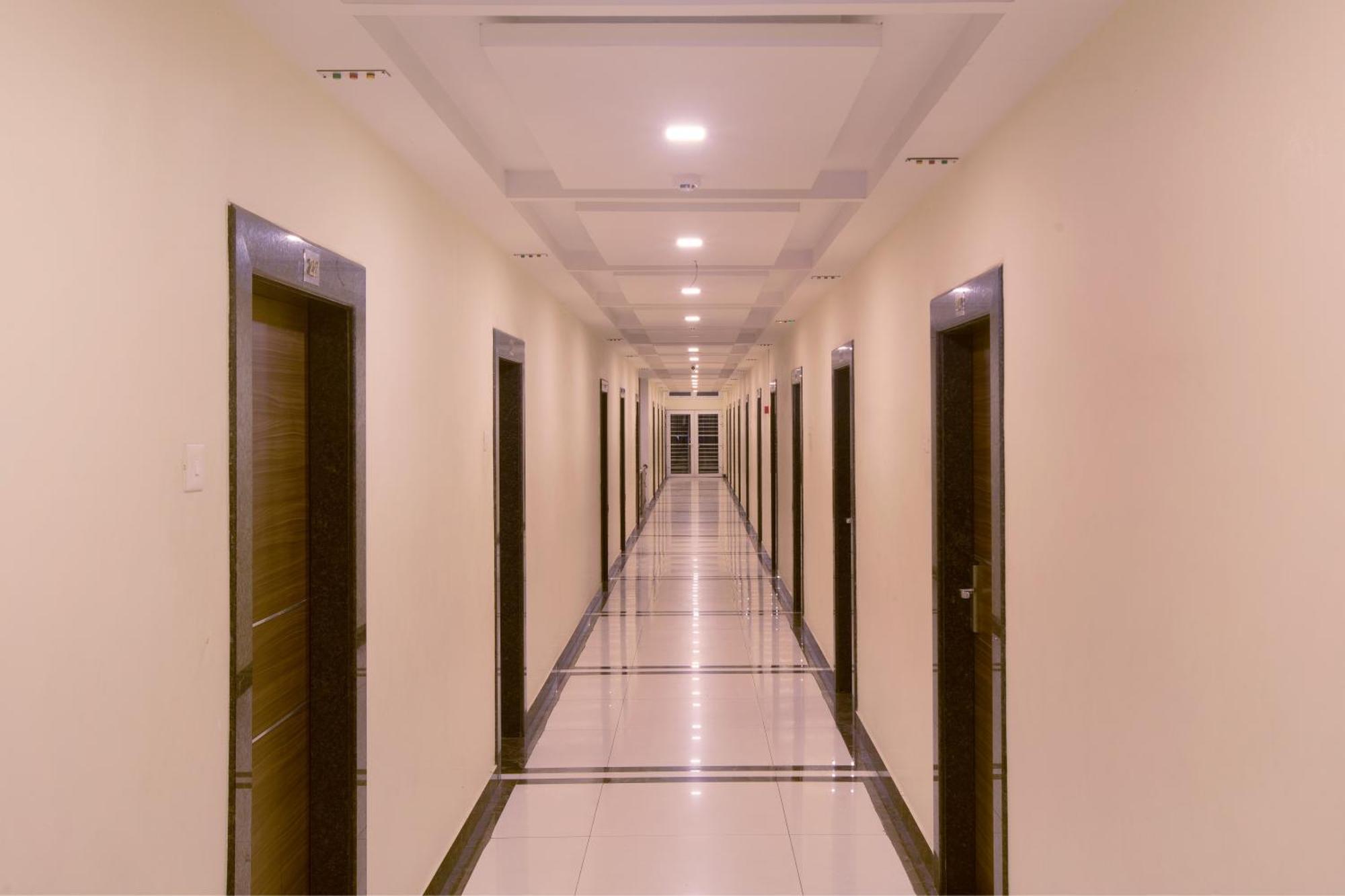 Hotel Manjhi Residency Tiruchirappalli Zewnętrze zdjęcie