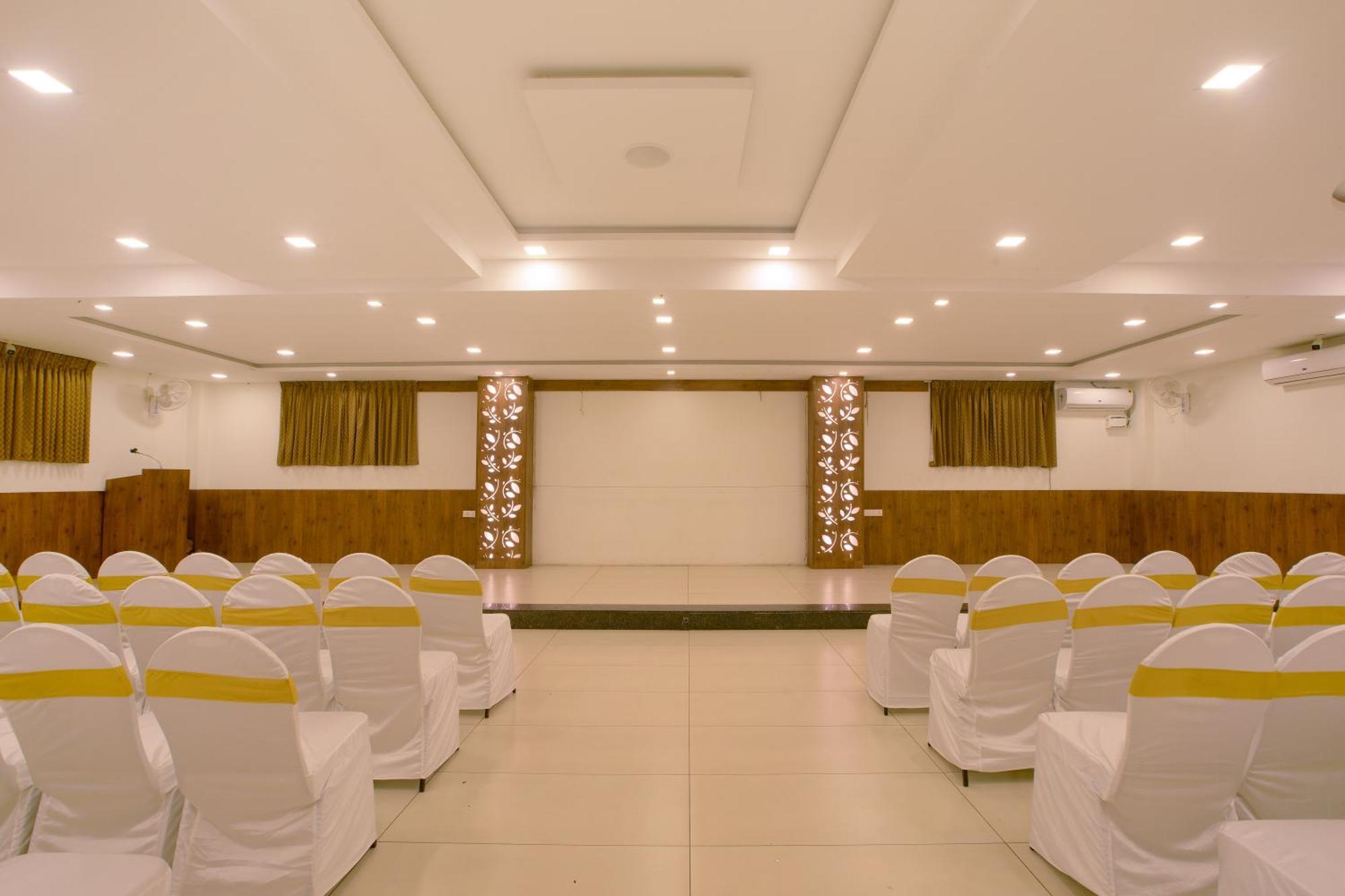 Hotel Manjhi Residency Tiruchirappalli Zewnętrze zdjęcie